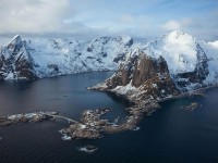 说实话我有点意外，蘑菇影视官网真的有那么多人在用吗，不是噱头，细看确实有东西